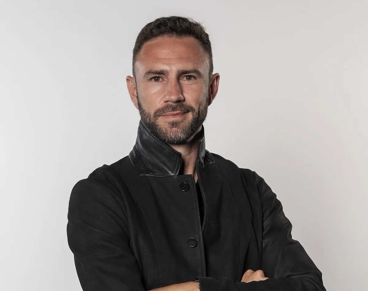 Miguel Layún, fundador de Layvtime, portada del proyecto de dirección creativa